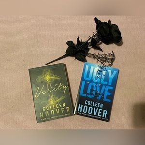Colleen Hoover book duo.